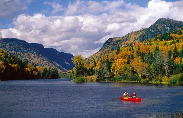 Gite Parc Mauricie B&B Saint Mathieu Du Parc Esterno foto